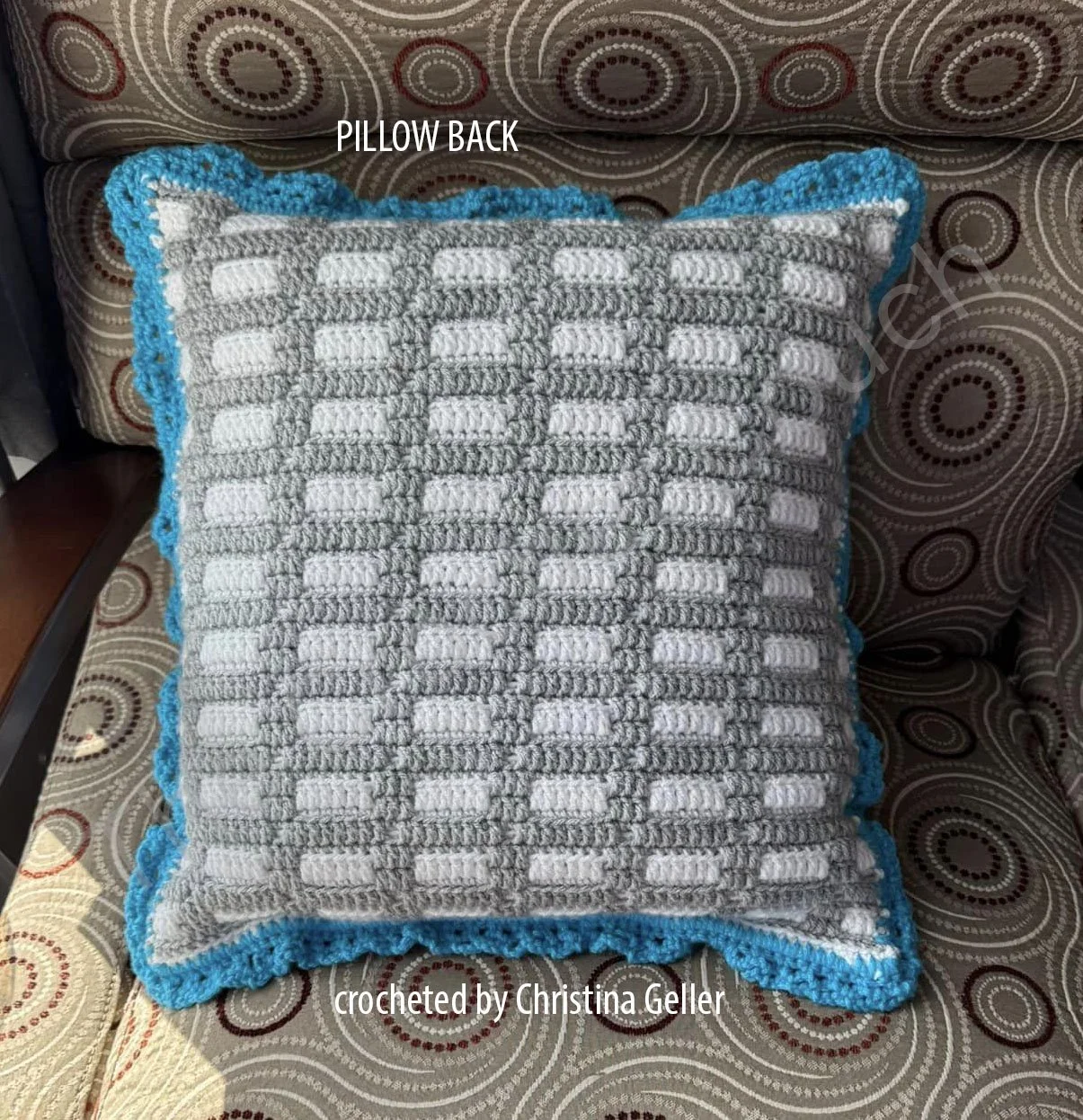 Snowman Mosaic Crochet Pillow Pattern – Cozy Winter Decor for the
